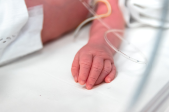 Nova Proteção para Bebês Prematuros no SUS Revoluciona Cuidados com a Bronquiolite